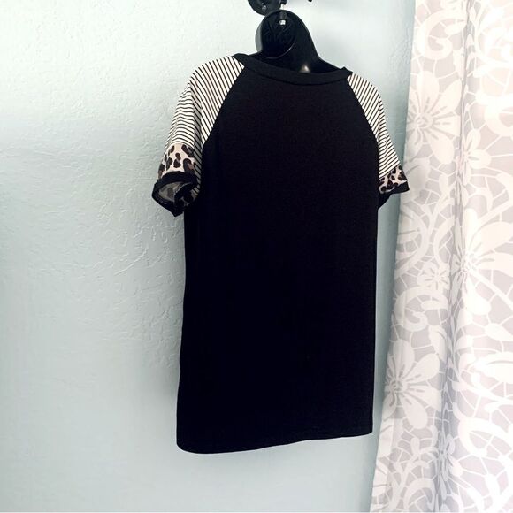 Unrbranded Black & Brown Short Sleeve T-shirt with Cheetah Print Trim Sz Large - Picture 6 of 8